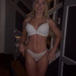 Elle Brooke in stunning body transformation as she shows off toned abs and vows to ‘snatch Paige Vanzant’s soul’